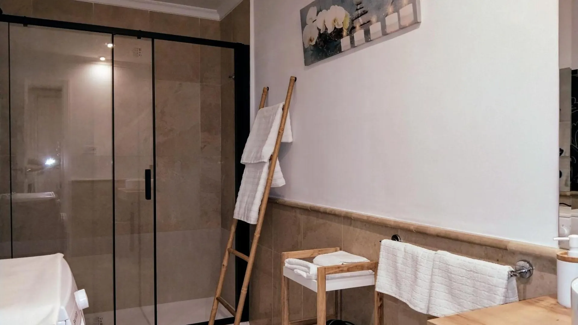 Apartment Apartamentos Serrallo Granada Spain
