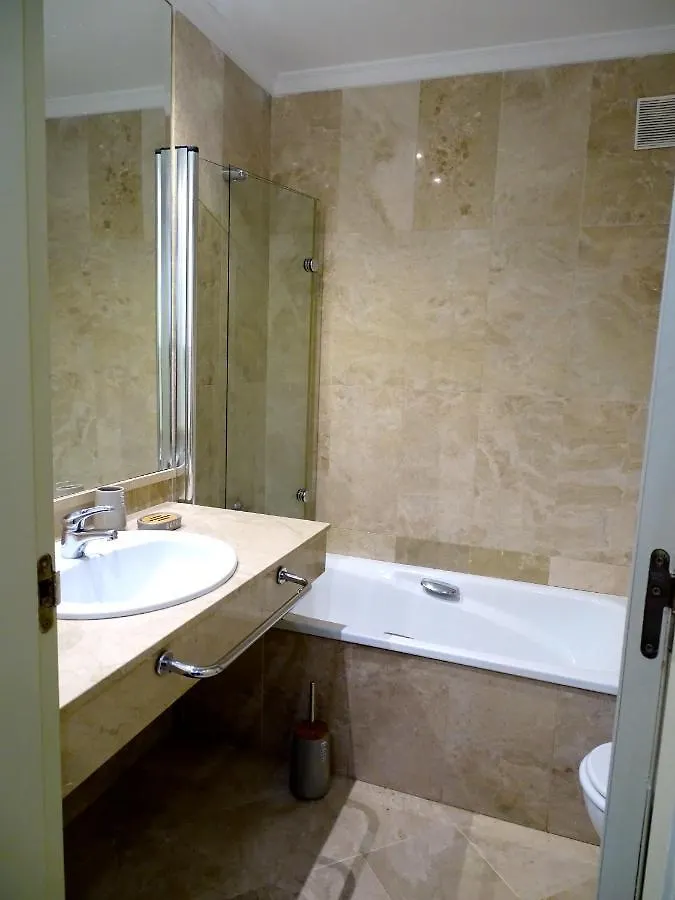 Apartamentos Serrallo Granada Spain