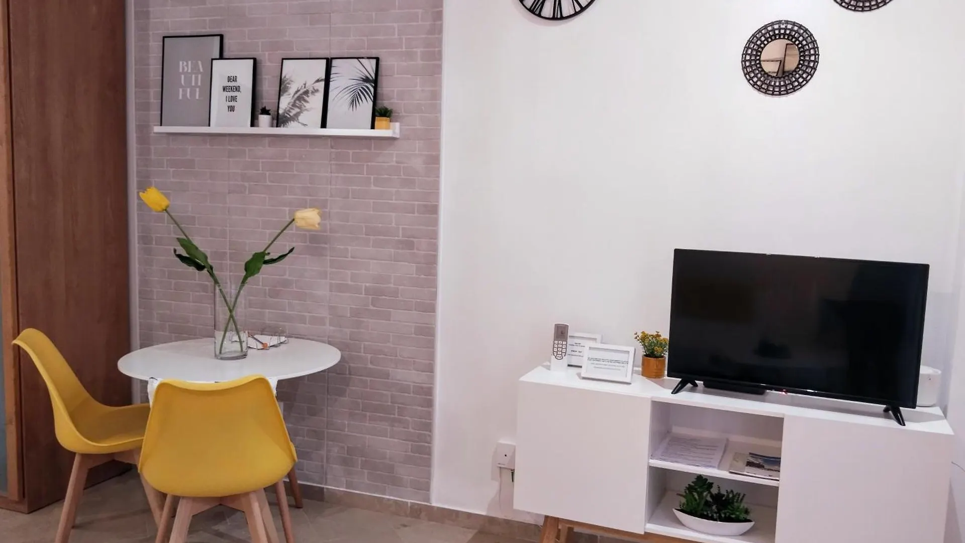 גרנדה Apartamentos Serrallo 0*,
